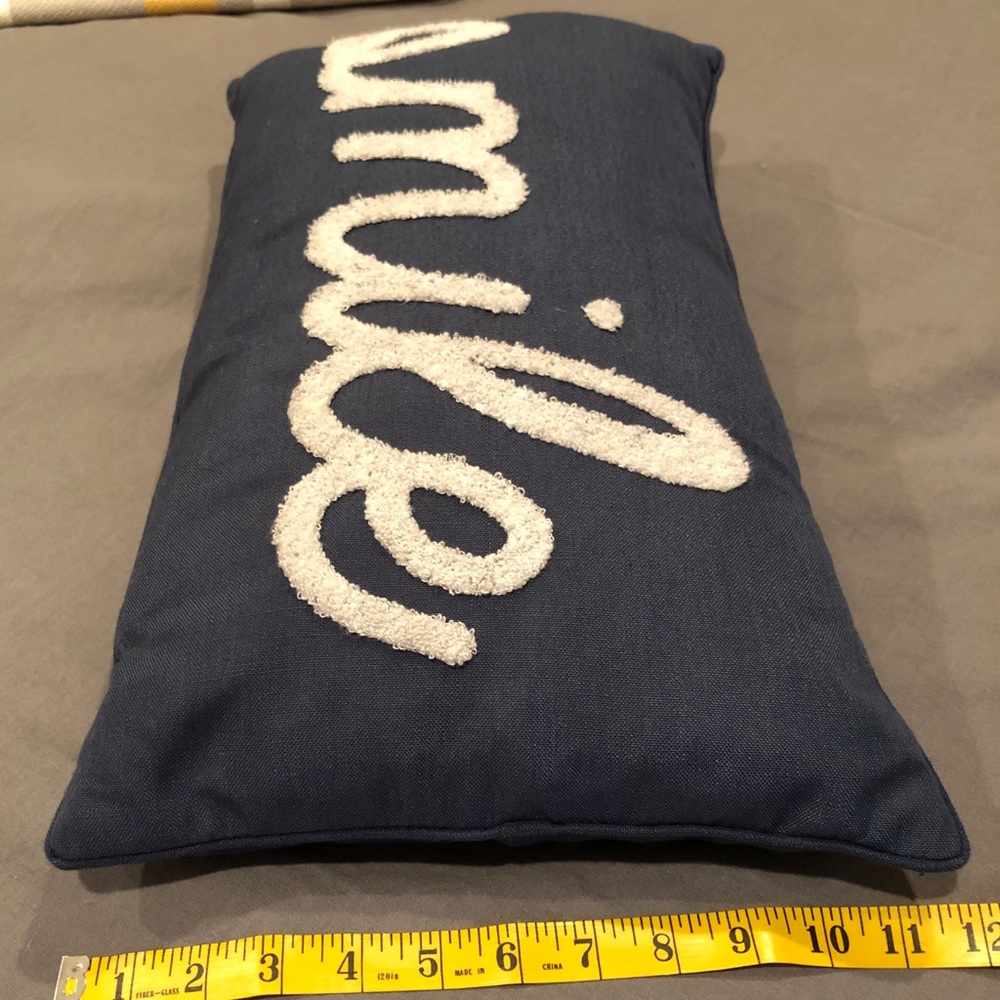 Navy rectangular throw pillow - Picture 5 of 5
